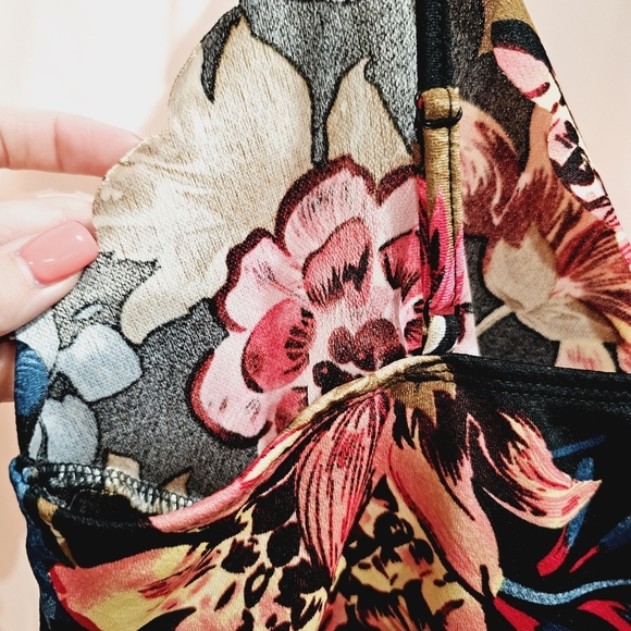 CURVY body suit,  nwot! 🔥🌹 - Picture 7 of 10